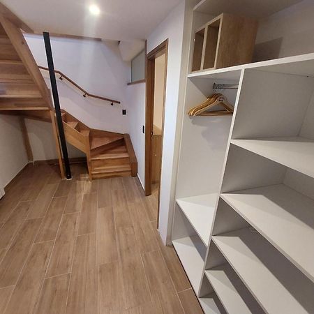 Casa Laura Barilocheアパートメント エクステリア 写真