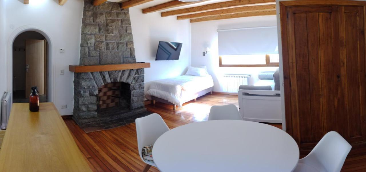 Casa Laura Barilocheアパートメント エクステリア 写真