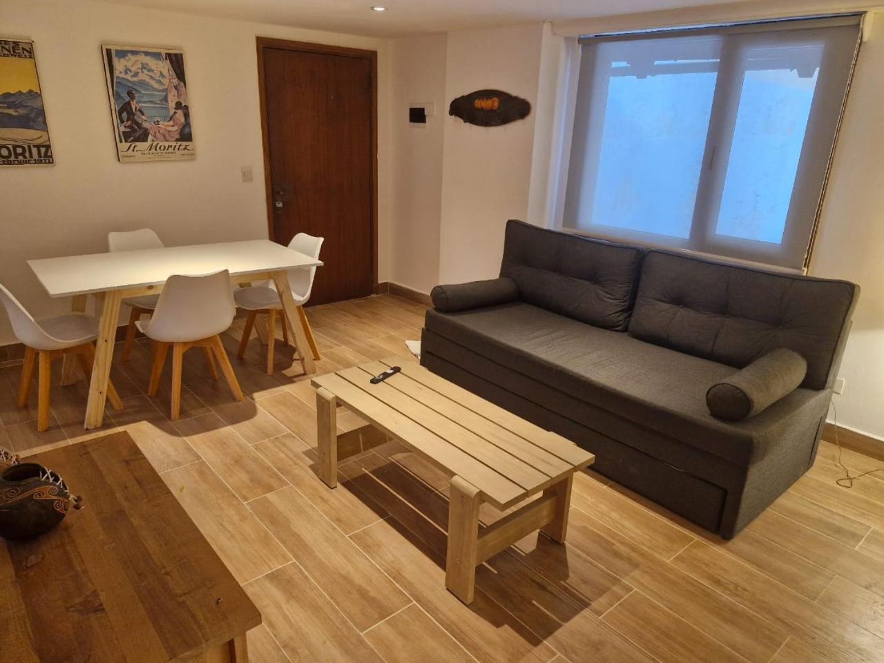 Casa Laura Barilocheアパートメント エクステリア 写真